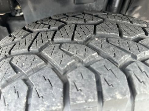 Used 2015 Jeep Wrangler Unlimited Sahara w/ Connectivity Group image 14