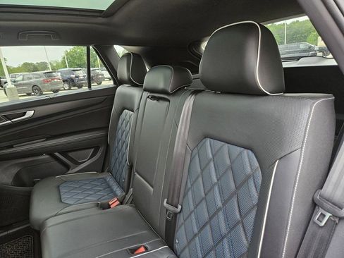 Used 2024 Volkswagen Atlas Cross Sport SEL Premium R-Line AWD/4WD image 31