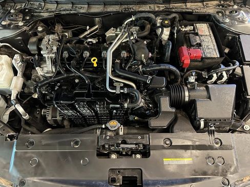 Used 2022 Nissan Altima 2.5 SR w/ Midnight Edition Package image 22