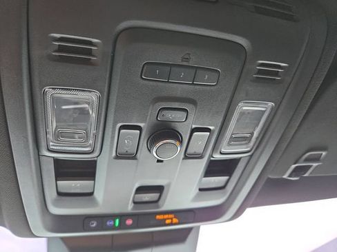 Used 2023 Cadillac Escalade Sport AWD/4WD image 26