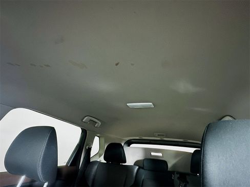 Used 2021 Nissan Rogue S image 21