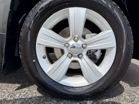 Used 2011 Jeep Compass 2WD image 23