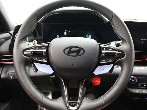 Used 2025 Hyundai Elantra N FWD image 33