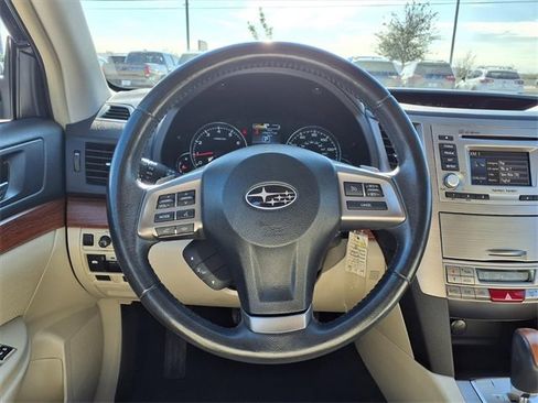 Used 2014 Subaru Outback 2.5i Limited image 12