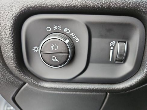 New 2026 RAM 2500 Tradesman image 32