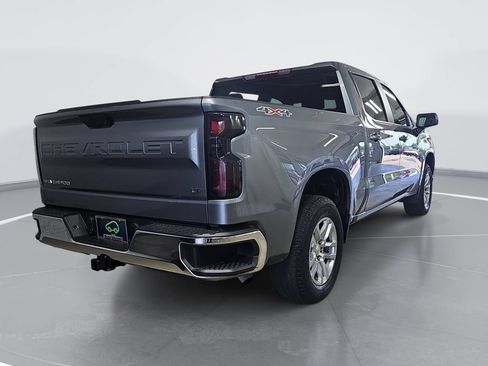Certified 2022 Chevrolet Silverado 1500 LT AWD/4WD image 3