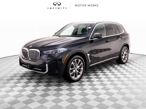 Used 2024 BMW X5 xDrive40i w/ Premium Package AWD/4WD image 1