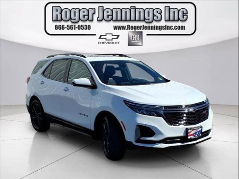 Used 2023 Chevrolet Equinox RS image 5