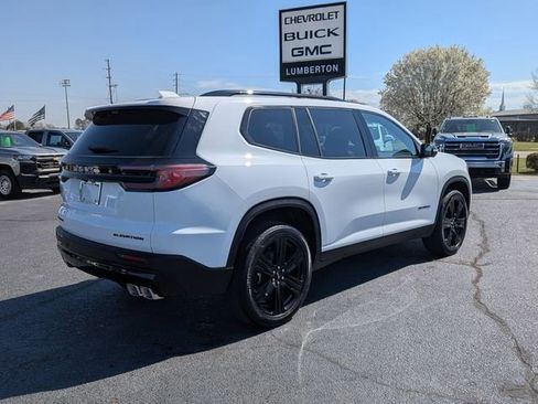 New 2026 GMC Acadia Elevation image 3