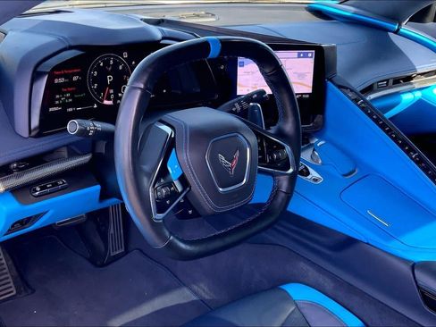 Used 2022 Chevrolet Corvette Stingray Premium Conv w/ Z51 Performance Package RWD image 14