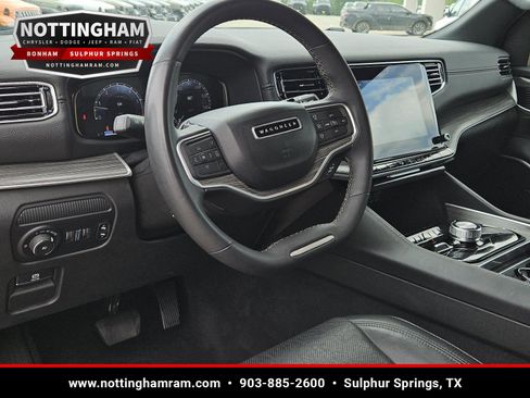 Used 2024 Jeep Wagoneer Series II AWD/4WD image 24