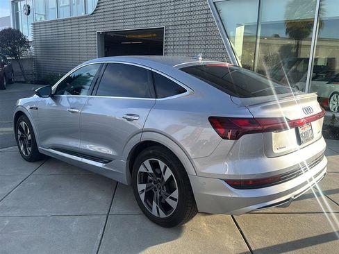 Used 2023 Audi e-tron Premium Plus w/ Premium Plus Package image 8