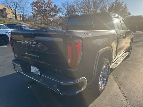 Used 2019 GMC Sierra 1500 SLT image 4