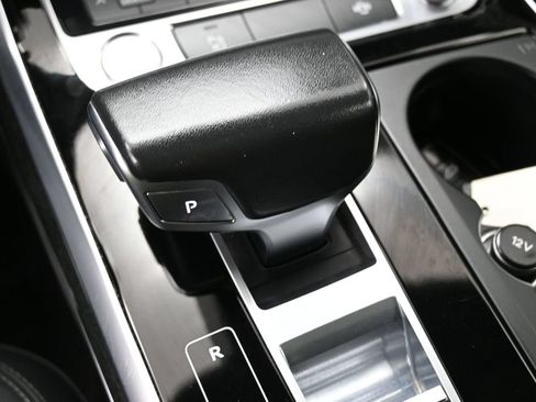 Used 2019 Audi Q8 Premium w/ Convenience Package AWD/4WD image 31