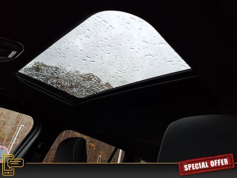 New 2025 Jeep Grand Cherokee 4WD image 10