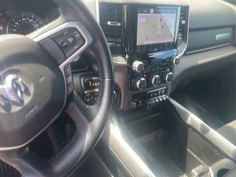 Used 2022 RAM 1500 Big Horn AWD/4WD image 16