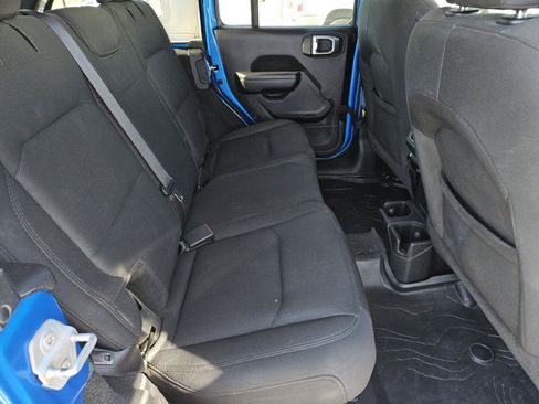 Used 2023 Jeep Wrangler Unlimited Sport AWD/4WD image 29