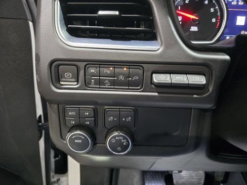 Used 2021 Chevrolet Tahoe Premier image 40