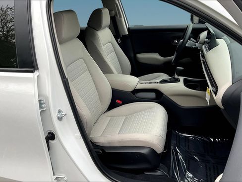 Used 2026 Honda HR-V LX image 27