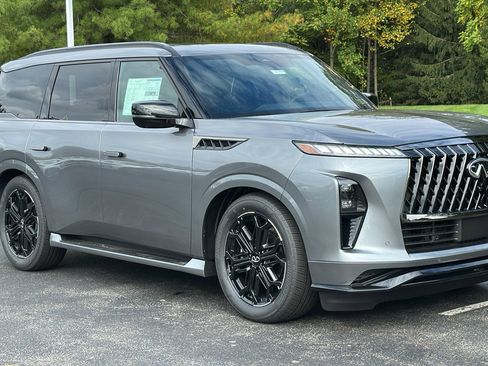 New 2026 INFINITI QX80 4WD image 2