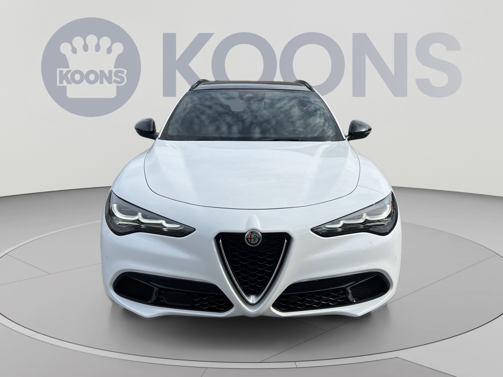 Used 2024 Alfa Romeo Stelvio Ti w/ Active Assist Plus Package AWD/4WD image 11