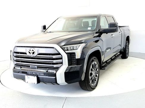Used 2023 Toyota Tundra Limited AWD/4WD image 2
