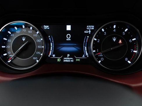 Used 2022 Maserati Levante GT image 18