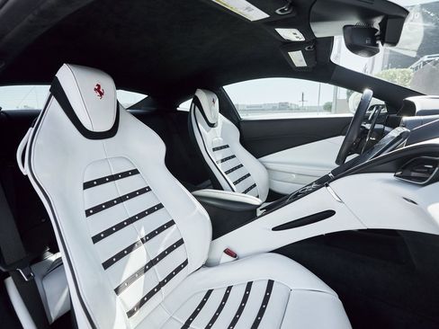 Used 2022 Ferrari Roma image 41