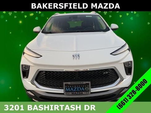 Used 2024 Buick Encore GX Sport Touring image 8