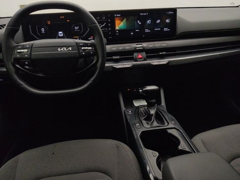 Used 2025 Kia K4 EX FWD image 22