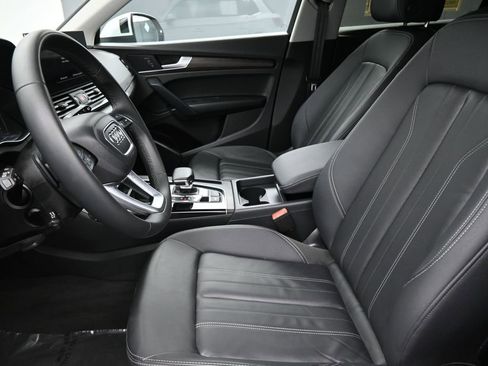 Used 2023 Audi Q5 2.0T Premium w/ Convenience Package AWD/4WD image 8