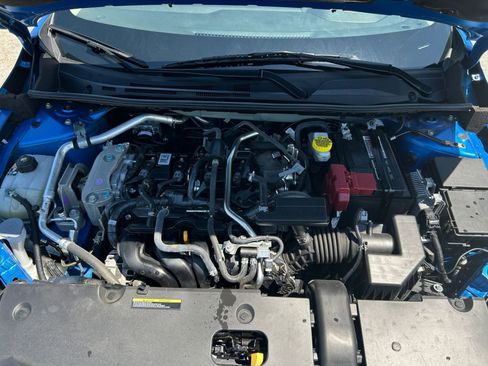 Used 2025 Nissan Sentra SV FWD image 27