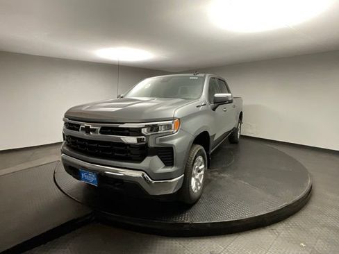 New 2026 Chevrolet Silverado 1500 LT w/ LPO, Dark Essentials Package AWD/4WD image 3