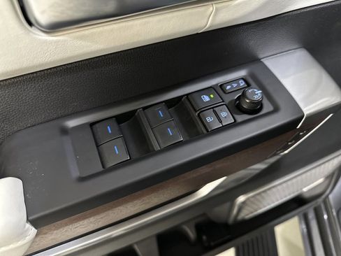 Used 2024 Toyota Sequoia Capstone image 19