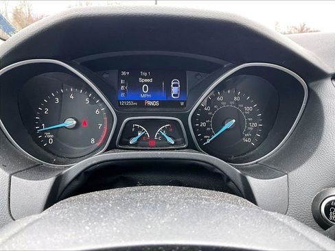 Used 2016 Ford Focus Titanium image 16