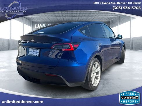 Used 2020 Tesla Model Y Long Range image 3