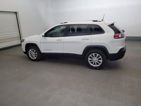 Used 2020 Jeep Cherokee Latitude image 3