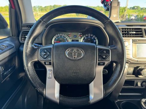 Used 2014 Toyota 4Runner SR5 Premium AWD/4WD image 8