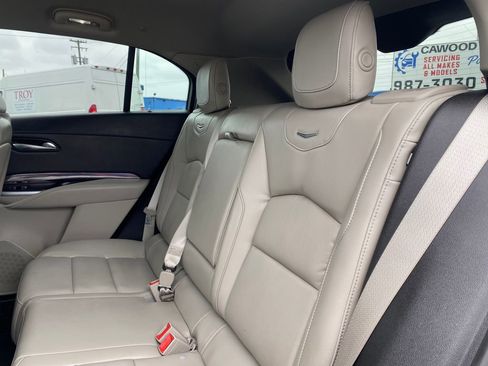 Used 2021 Cadillac XT4 Luxury image 15