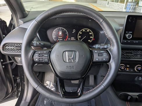 Used 2024 Honda HR-V Sport image 17