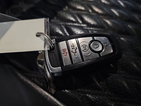 Used 2022 Ford F150 XLT w/ Equipment Group 302A High image 35