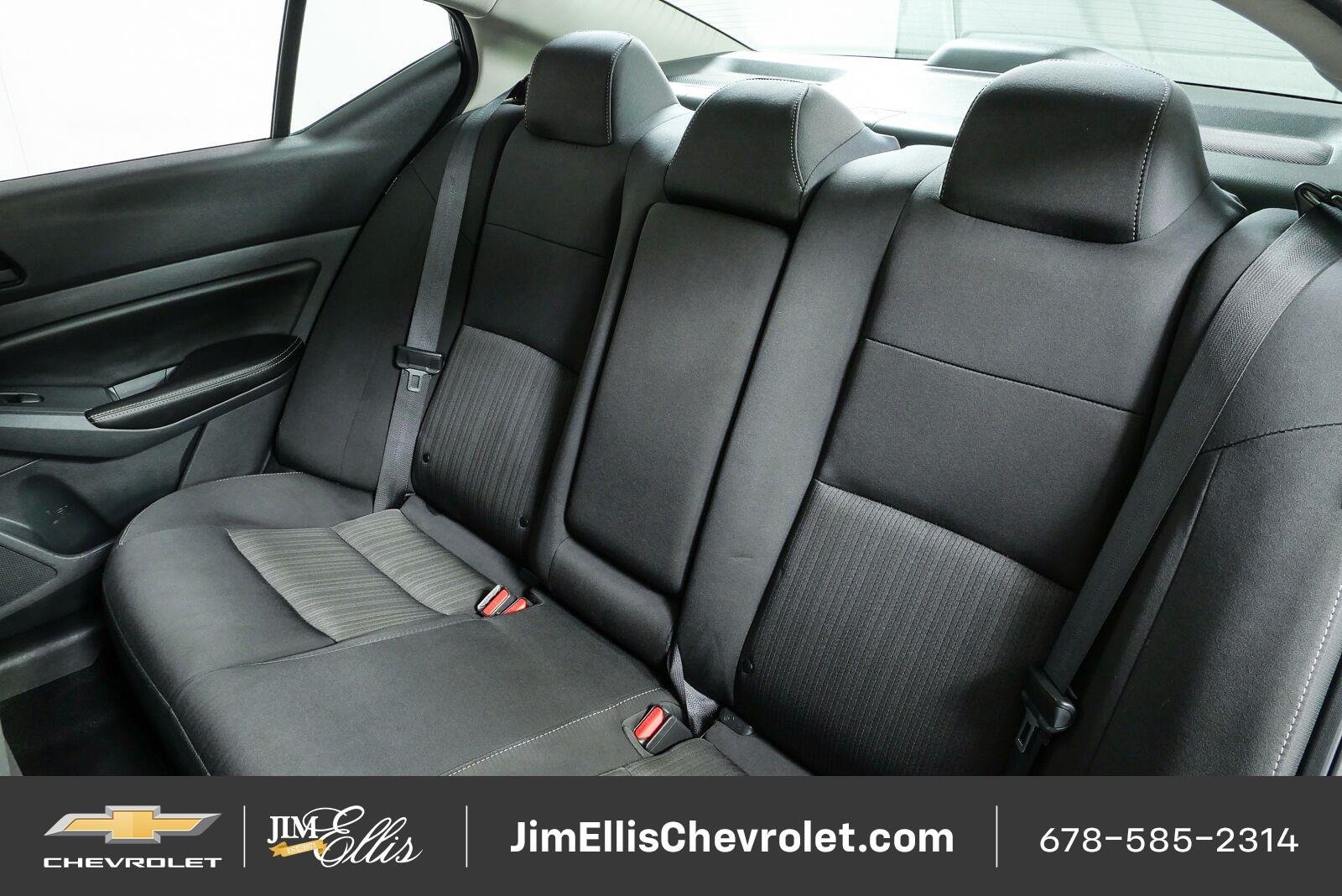 Used 2024 Nissan Altima 2.5 SV FWD image 17