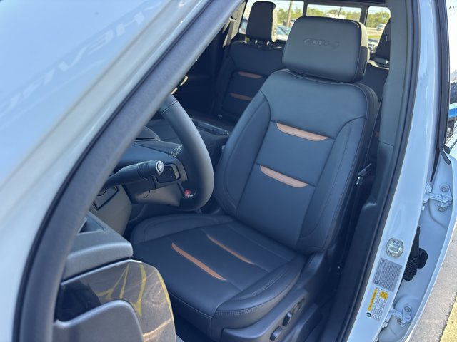 New 2026 GMC Sierra 2500 AT4 w/ AT4 Premium Plus Package AWD/4WD image 23
