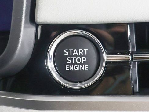 New 2026 Mitsubishi Outlander SE AWD/4WD image 39