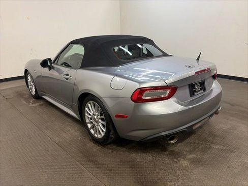 Used 2017 FIAT 124 Spider Classica image 6
