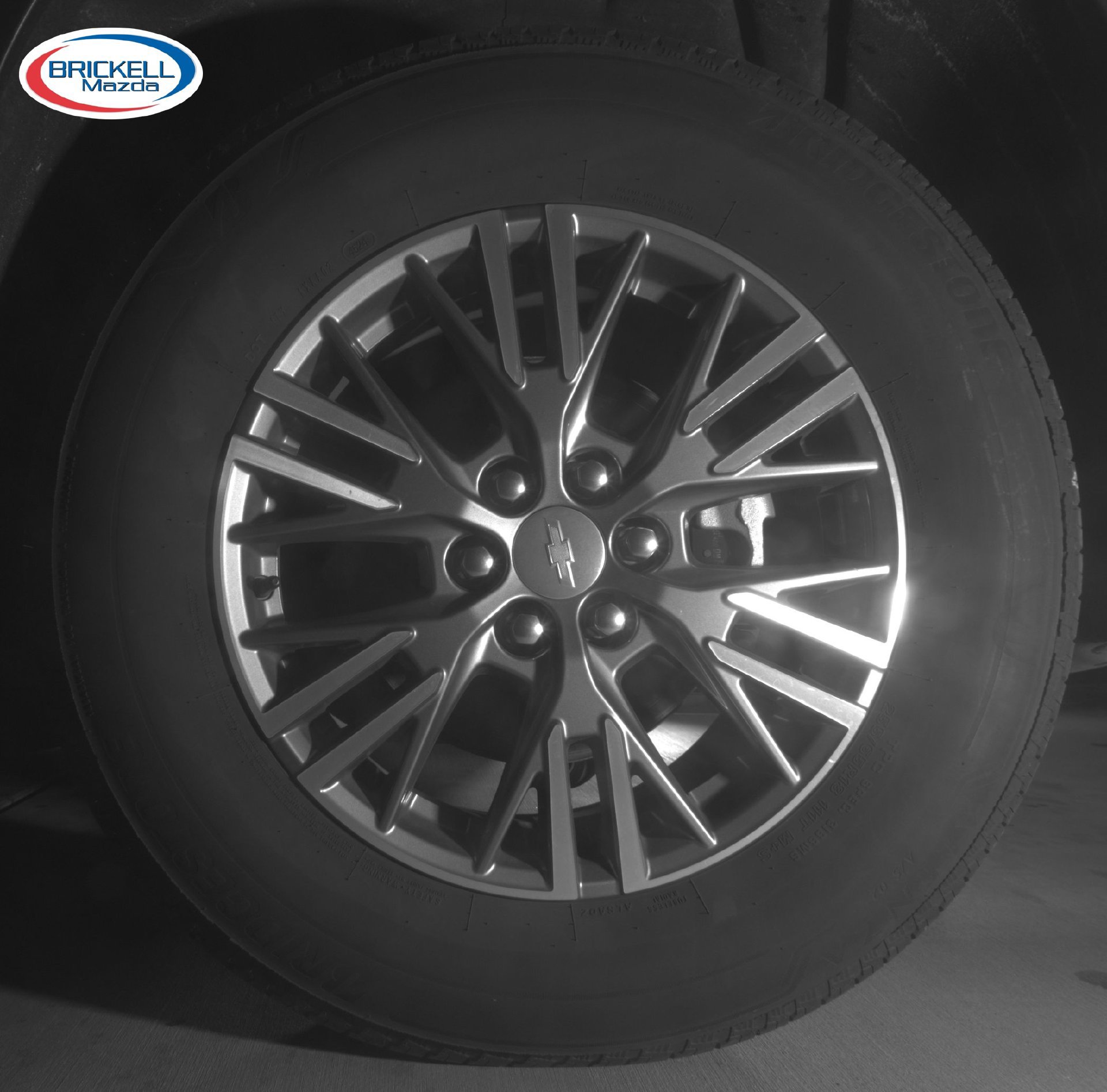 Used 2025 Chevrolet Traverse LT FWD image 13