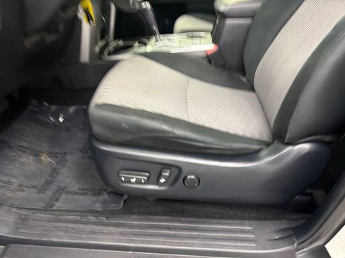 Used 2016 Toyota 4Runner SR5 RWD image 10