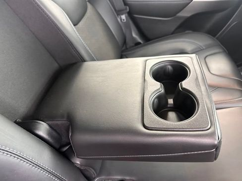 Used 2020 Jeep Cherokee Latitude w/ Quick Order Package 26F North AWD/4WD image 31