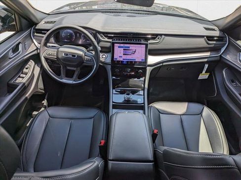 New 2025 Jeep Grand Cherokee L Limited image 15