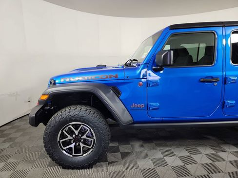 New 2025 Jeep Wrangler Unlimited Rubicon w/ Convenience Group AWD/4WD image 2